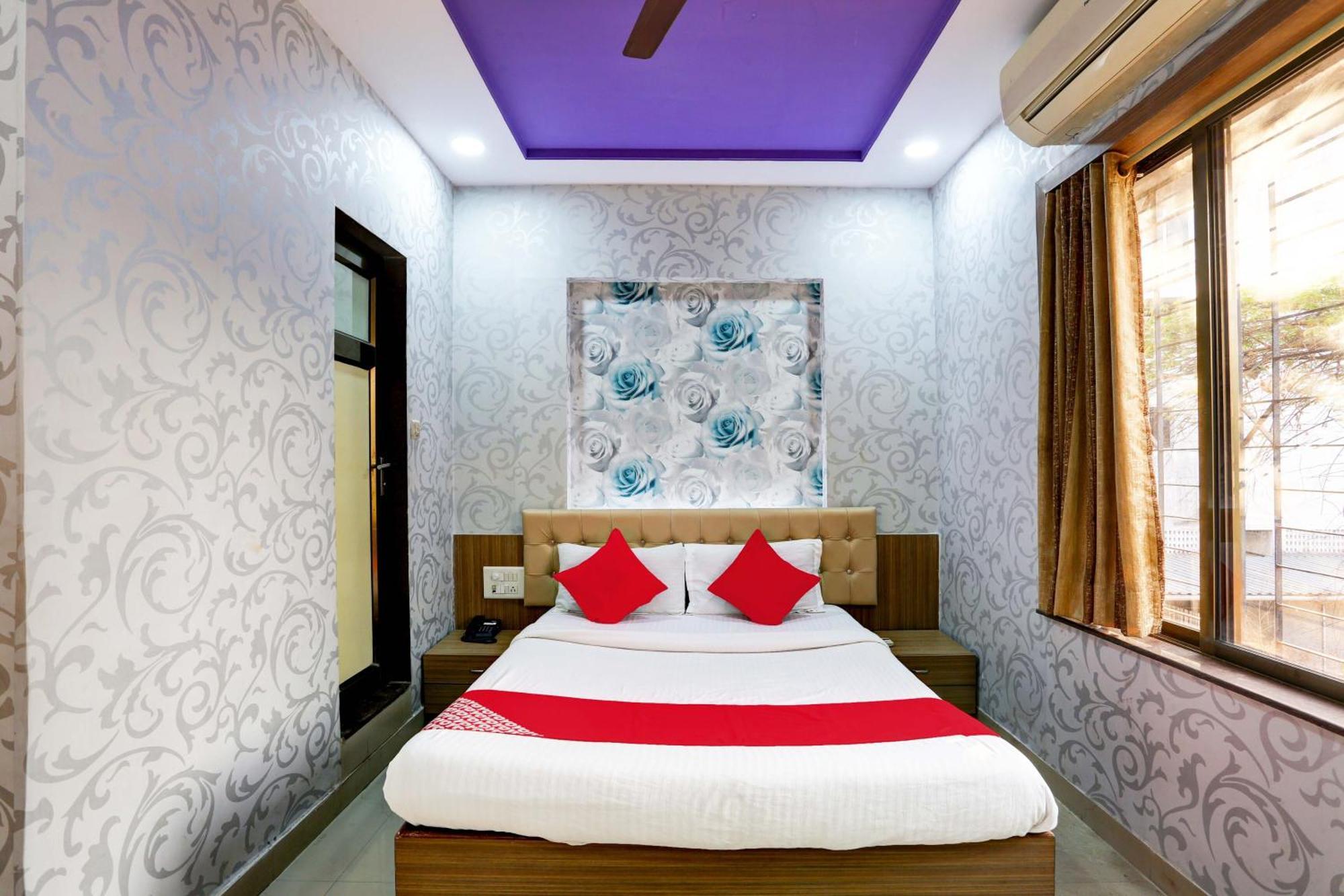 Super Hotel O Yatri Yadgar Navi Mumbai Exterior photo