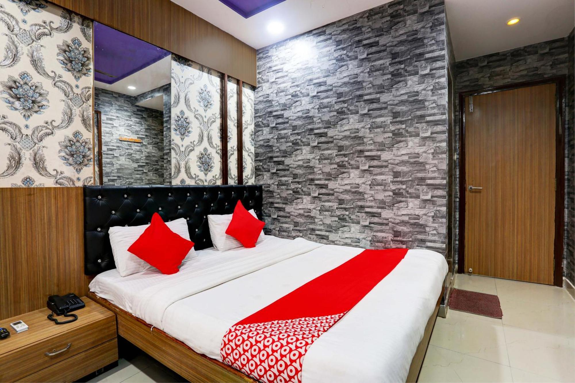 Super Hotel O Yatri Yadgar Navi Mumbai Exterior photo